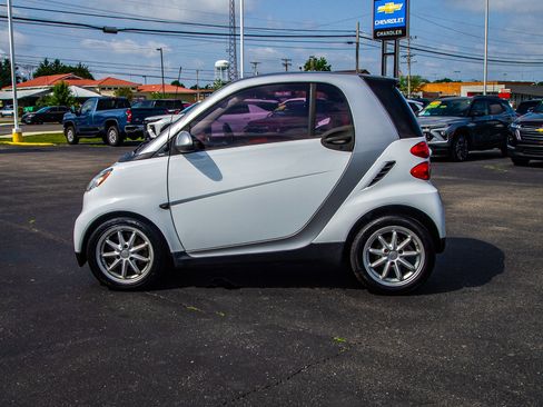 Used 2008 smart fortwo pure RWD image 4