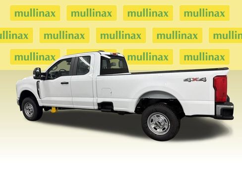 New 2026 Ford F250 XL w/ XL Chrome Package image 10