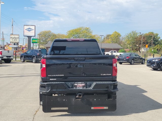 Used 2023 Chevrolet Silverado 2500 Custom w/ Custom Value Package AWD/4WD image 5