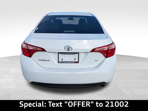 Used 2018 Toyota Corolla LE image 5