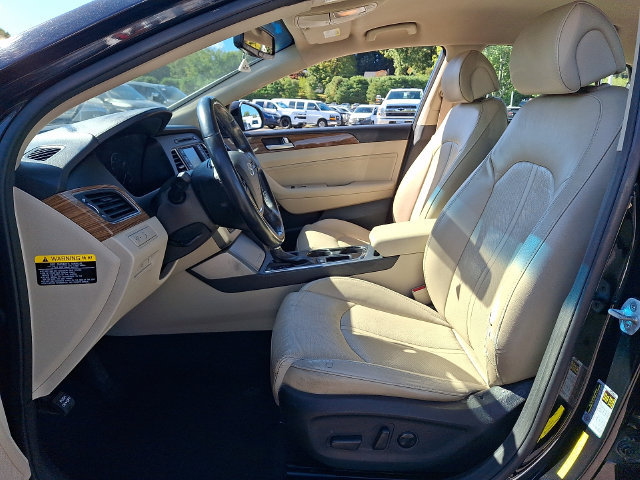 Used 2015 Hyundai Sonata Limited FWD image 2