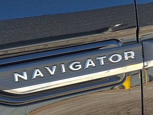 Certified 2024 Lincoln Navigator L Reserve AWD/4WD image 32