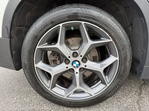 Used 2019 BMW X1 xDrive28i w/ Convenience Package image 17