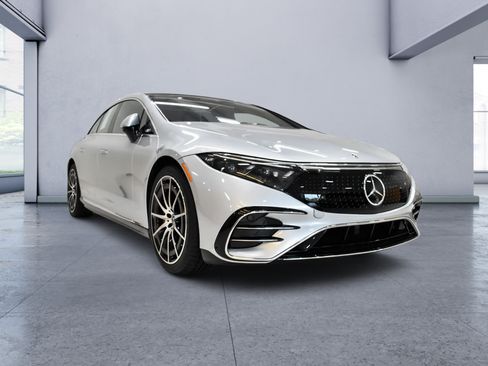 Used 2023 Mercedes-Benz EQS 580 4MATIC Sedan image 8