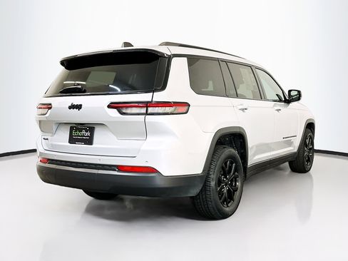 Used 2024 Jeep Grand Cherokee L Laredo image 9