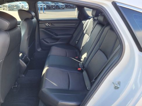 Used 2022 Honda Accord Sport image 13