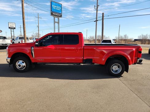 Used 2023 Ford F350 Lariat w/ Lariat Ultimate Package image 2