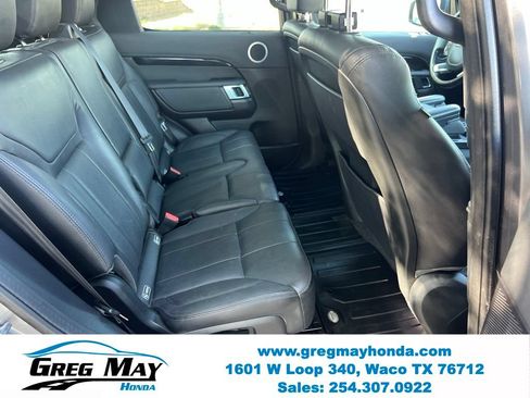 Used 2019 Land Rover Discovery SE AWD/4WD image 15