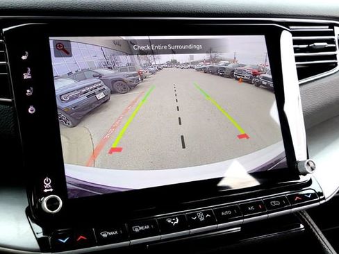 New 2026 Jeep Grand Wagoneer Limited image 14