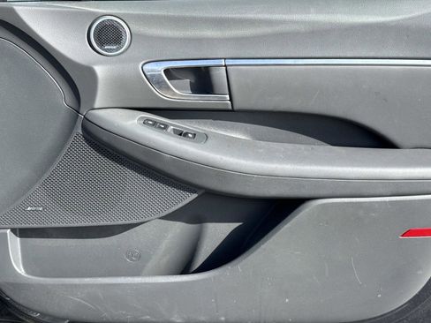 Used 2023 Hyundai Sonata SEL Plus w/ Preferred Accessory Package image 18