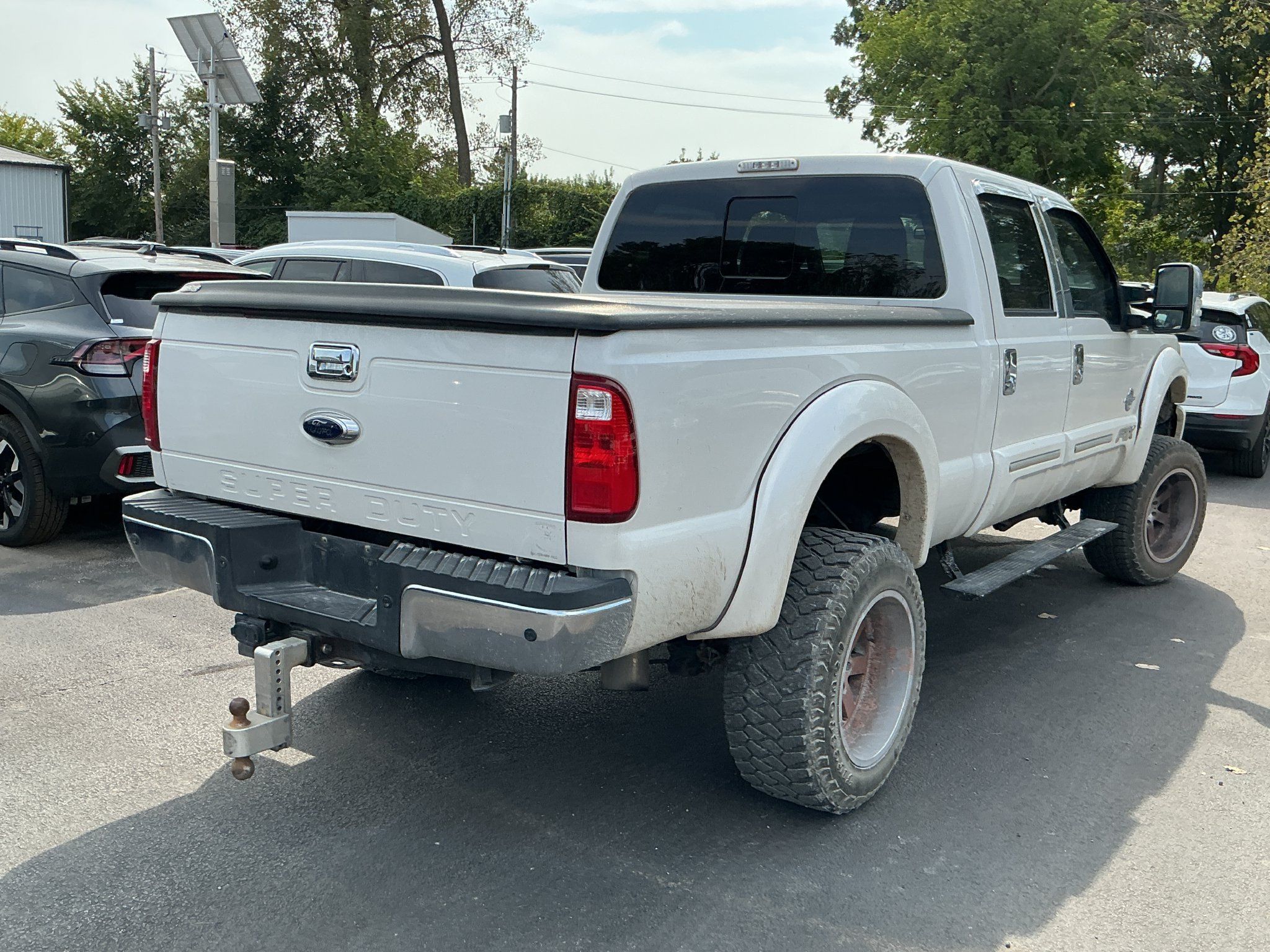 Used 2013 Ford F250 Lariat w/ Lariat Ultimate Pkg AWD/4WD image 3