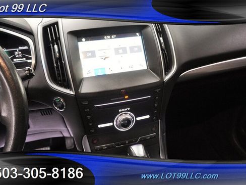 Used 2017 Ford Edge Titanium w/ Technology Package AWD/4WD image 14