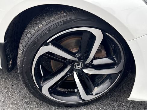 Used 2021 Honda Accord Sport image 9