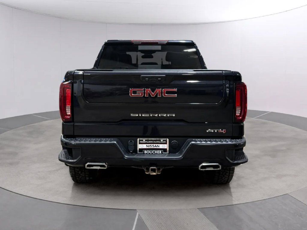 Used 2022 GMC Sierra 1500 AT4 w/ AT4 Preferred Package AWD/4WD image 4