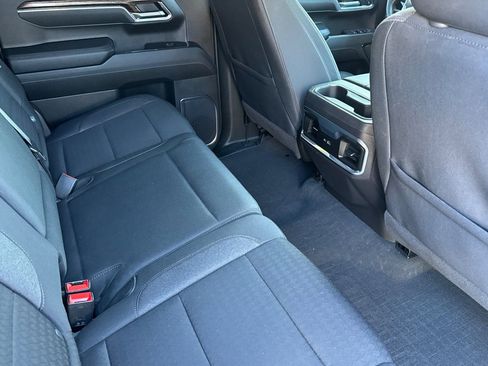 Used 2025 GMC Sierra 1500 Elevation image 16