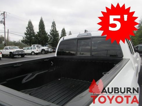 Used 2022 Toyota Tacoma SR image 7