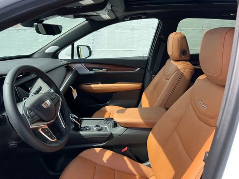 New 2026 Cadillac XT5 Premium Luxury image 8