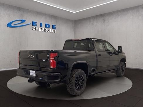 New 2026 Chevrolet Silverado 2500 High Country w/ Midnight Edition AWD/4WD image 8
