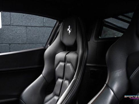 Used 2011 Ferrari 458 Italia Coupe image 31
