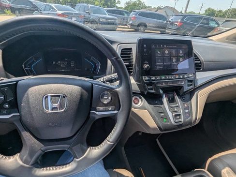 Used 2018 Honda Odyssey EX-L image 21