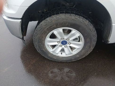 Used 2019 Ford F150 XLT w/ Trailer Tow Package image 10