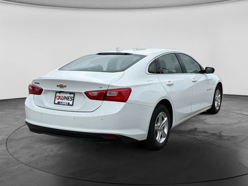 Used 2024 Chevrolet Malibu LT FWD image 9