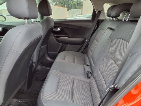 Used 2022 Kia Niro LXS image 13