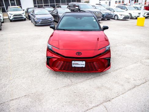 Used 2025 Toyota Camry XSE image 4