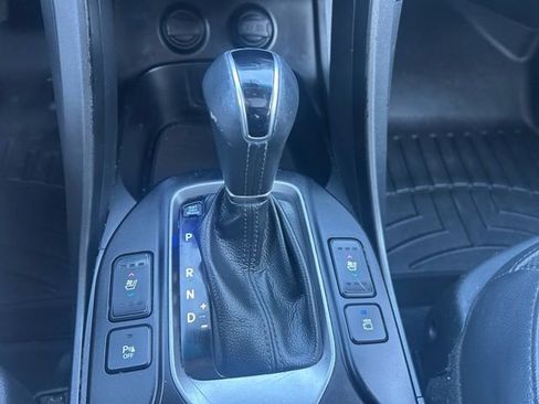 Used 2017 Hyundai Santa Fe Sport AWD/4WD image 24