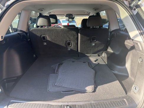 Used 2023 Jeep Grand Cherokee Limited w/ Black Appearance Package image 24