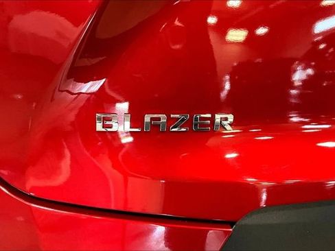 Certified 2024 Chevrolet Blazer LT w/ Convenience Package FWD image 21