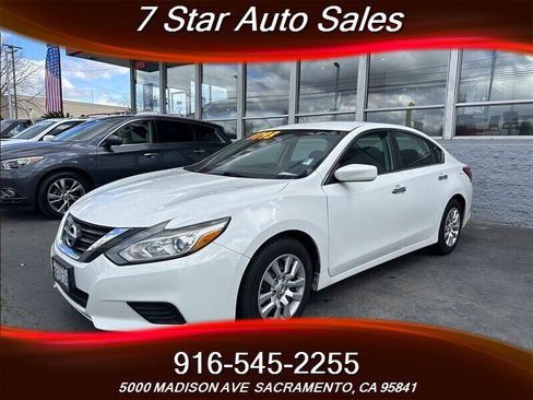 Used 2017 Nissan Altima 2.5 S w/ Power Driver Seat Package image 2
