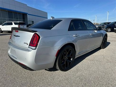 Used 2022 Chrysler 300 S w/ Comfort Group image 6