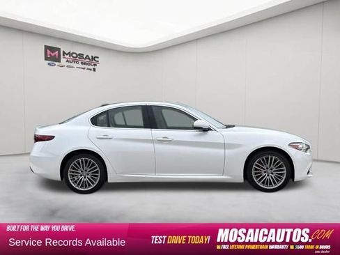 Used 2019 Alfa Romeo Giulia Ti w/ Quick Order Package 22X Lusso AWD/4WD image 8
