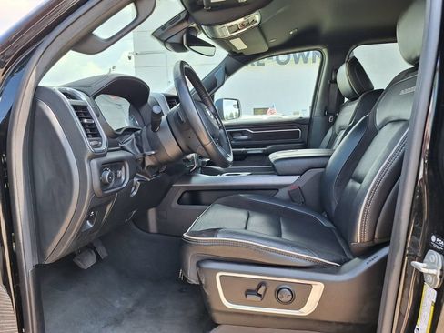 Used 2024 RAM 1500 Laramie RWD image 11