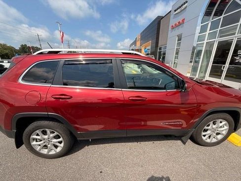 Used 2015 Jeep Cherokee Latitude FWD image 4