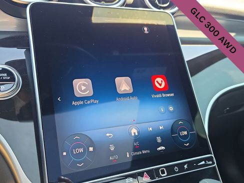 Used 2026 Mercedes-Benz GLC 300 4MATIC image 27
