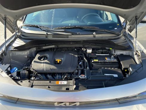 Used 2025 Kia Soul LX w/ LX Technology Package image 30