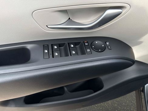 New 2025 Hyundai Tucson SEL image 18