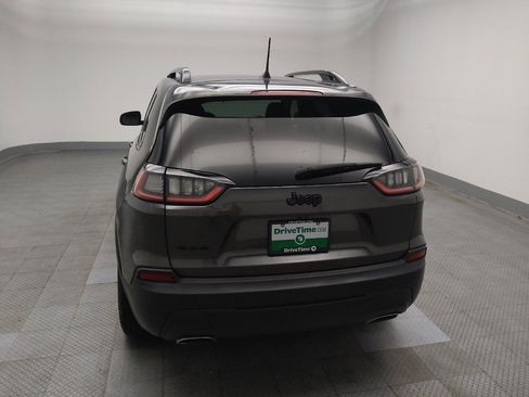 Used 2019 Jeep Cherokee Latitude Plus AWD/4WD image 6
