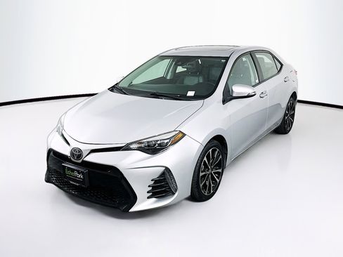 Used 2019 Toyota Corolla SE w/ SE Premium Package image 3