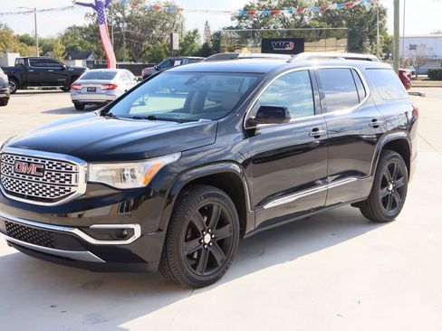 Used 2019 GMC Acadia Denali w/ Technology Package image 4