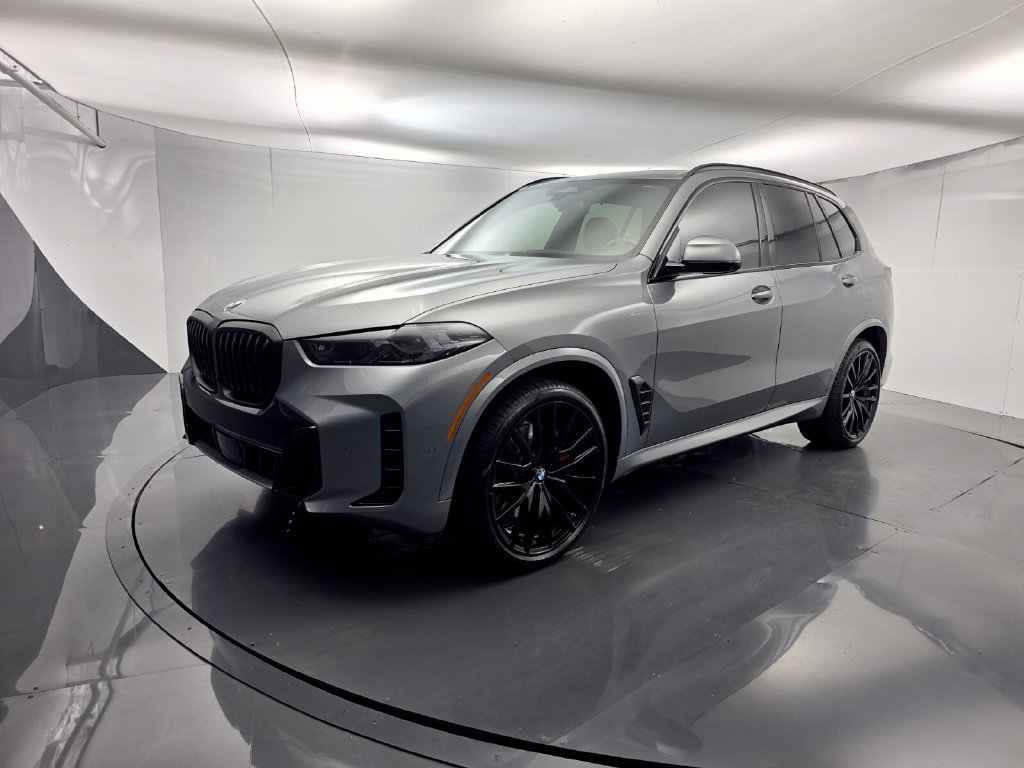 Certified 2026 BMW X5 xDrive40i w/ M Sport Package AWD/4WD image 8