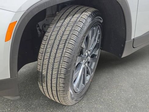 Used 2023 Chevrolet Traverse RS AWD/4WD image 30