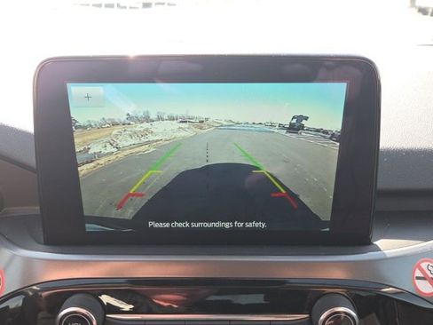 Certified 2025 Ford Escape Active image 31