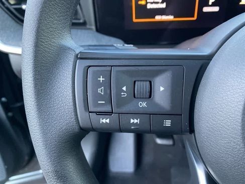 New 2026 Nissan Kicks SV image 14