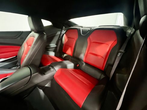 Used 2017 Chevrolet Camaro LT RWD image 18