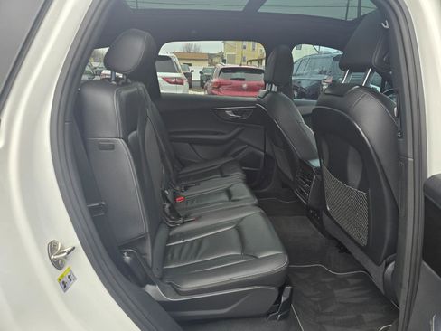 Used 2025 Audi Q7 3.0T Premium Plus image 17