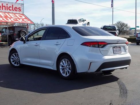 Certified 2022 Toyota Corolla XLE image 11