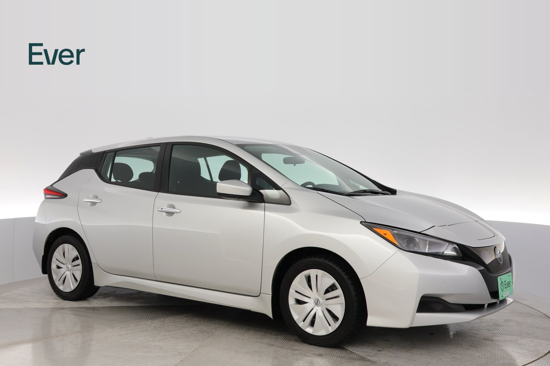 Used 2025 Nissan Leaf S FWD image 14
